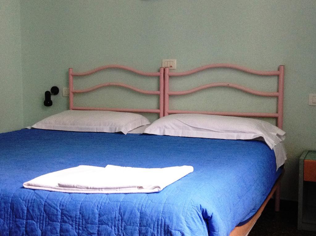 Hotel Bernheof Génova Habitación foto